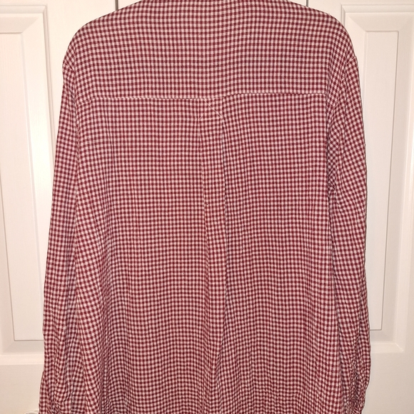 POL Women's Red Checkered Button Down Shirt NWOT - Picture 3 of 3
